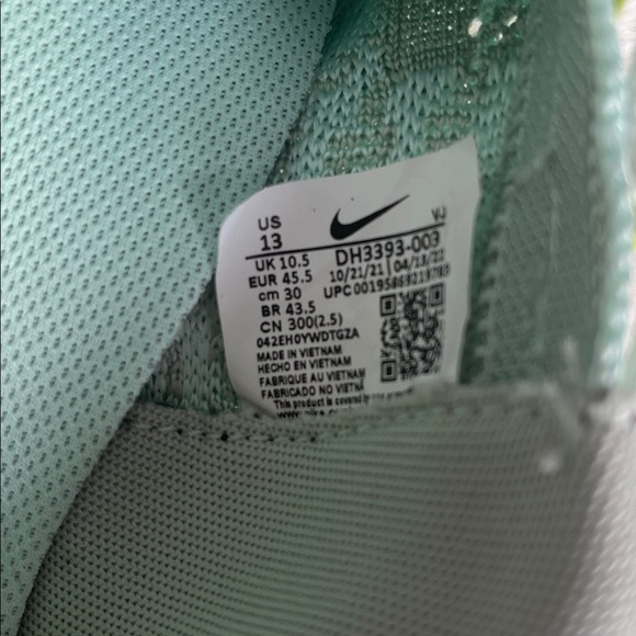 Nike  women’s Size 13 - Picture 8 of 8